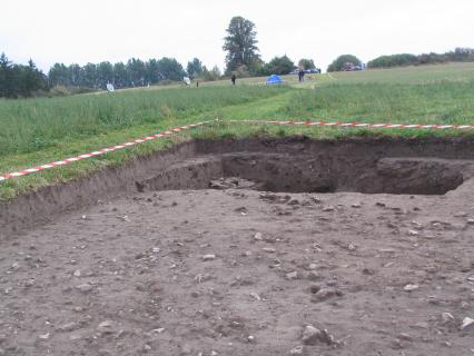 <p>Der "K&ouml;nigsweg" auf der Pfalz Werla ausgegraben (von ca. 940, ca. 6 m breit).</p>